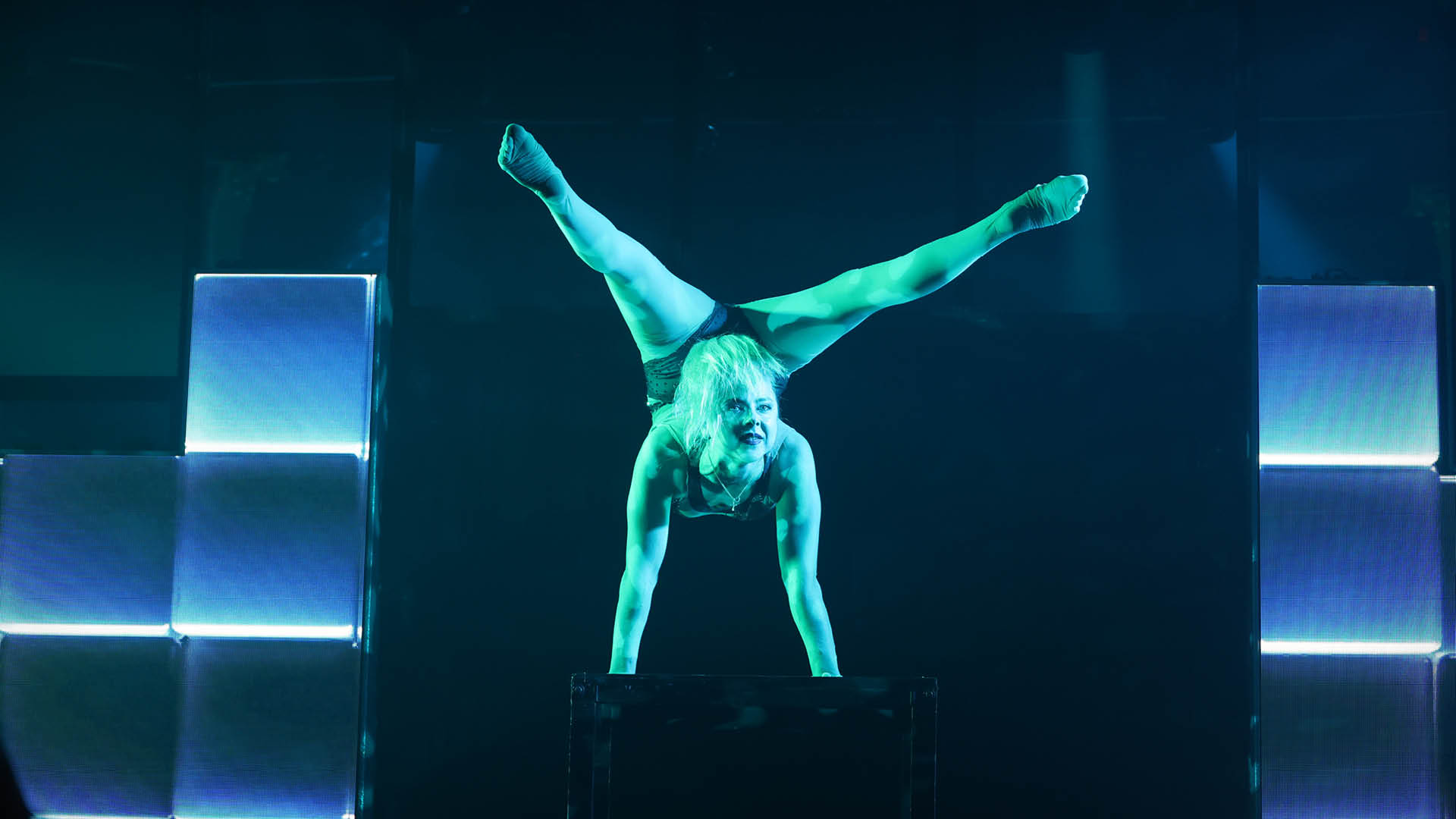 GOP-Act Anastasia Mazur, Kontorsion